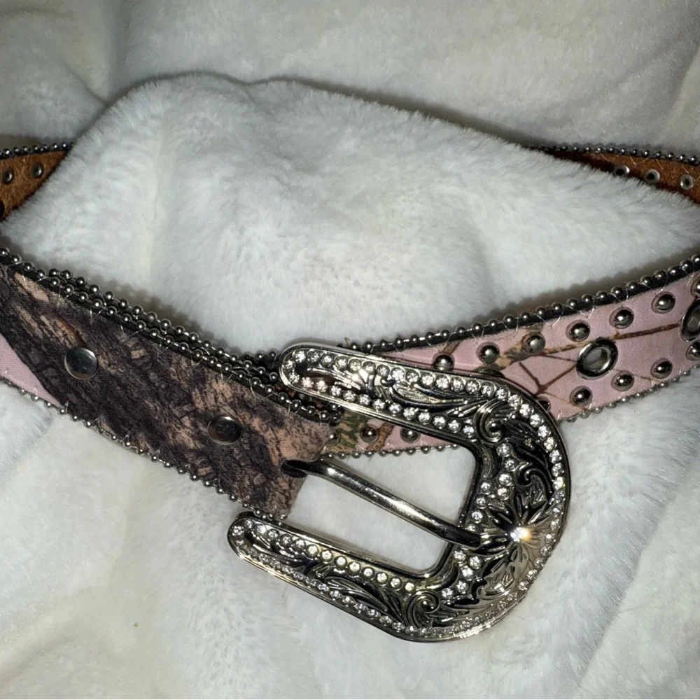 Nocona Black and Silver Western Belt